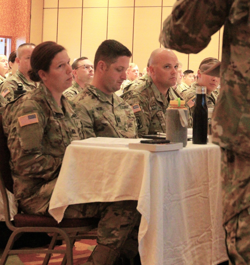 JRTC Operations Group Deputy Commander Tells ILARNG Leaders to Embrace the Suck