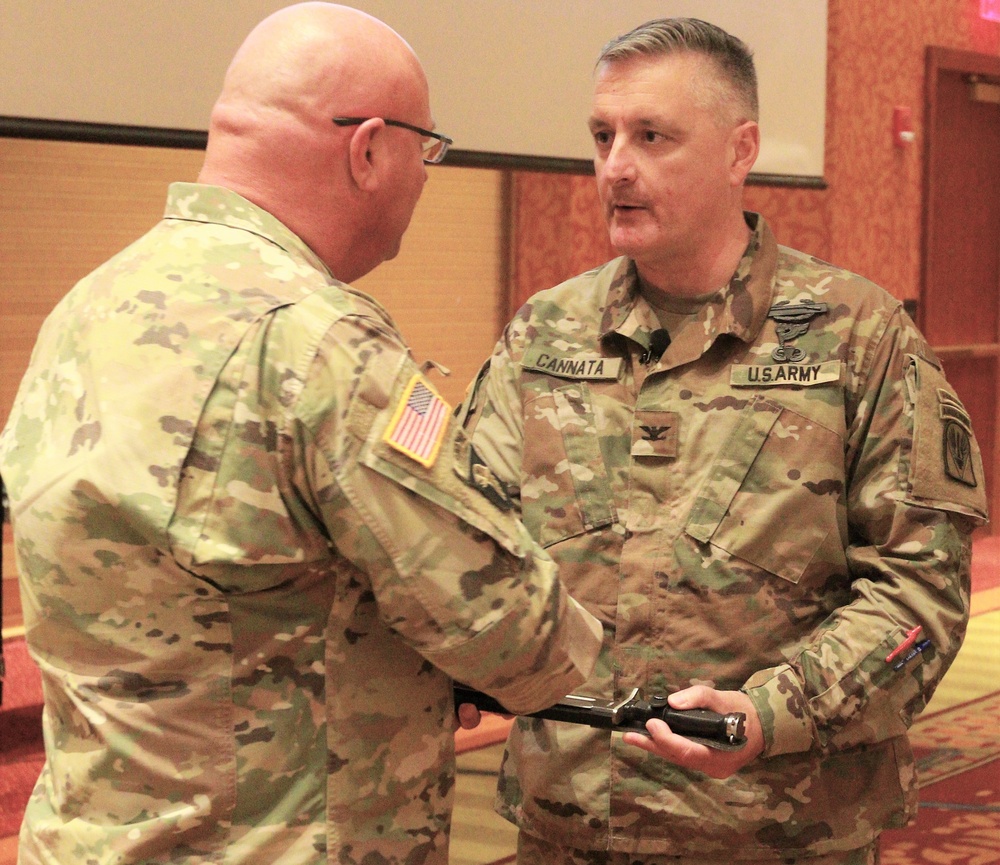 JRTC Operations Group Deputy Commander Tells ILARNG Leaders to Embrace the Suck