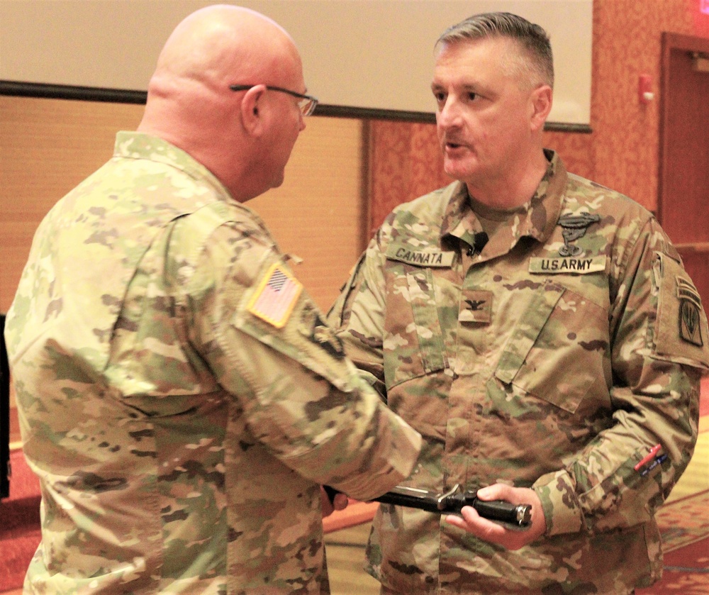 JRTC Operations Group Deputy Commander Tells ILARNG Leaders to Embrace the Suck