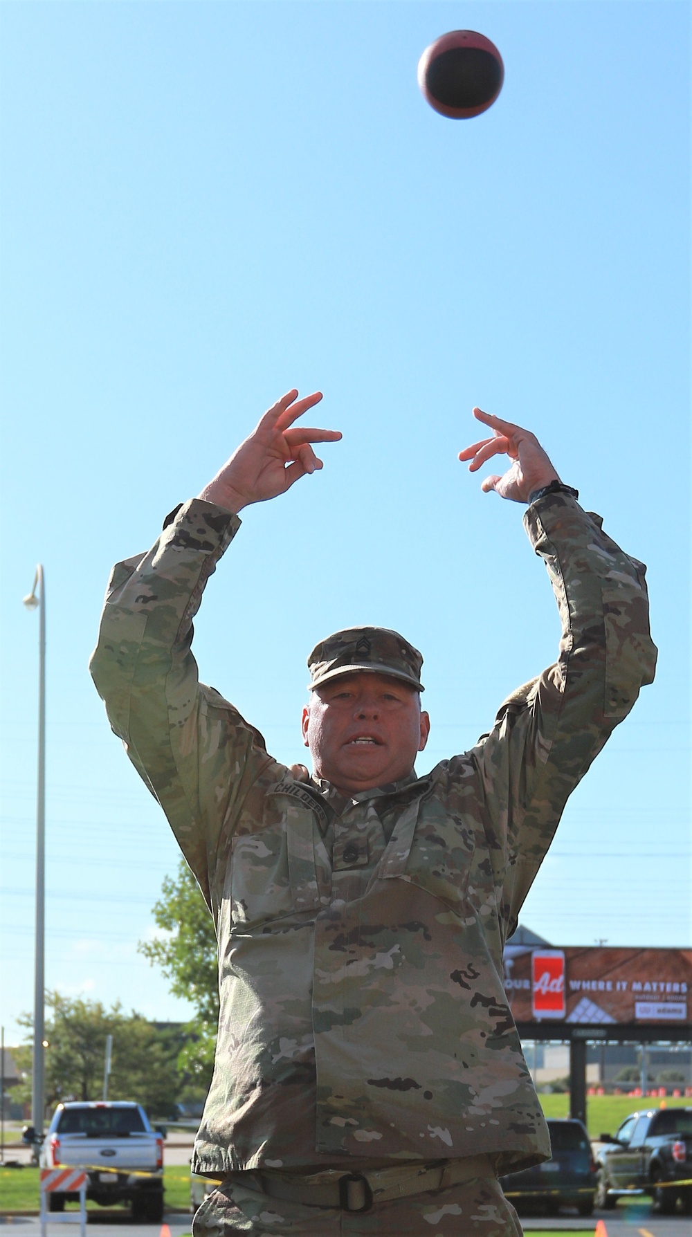 Illinois Army National Guard Leaders Tryout ACFT Events at Commanders Guidance Conference