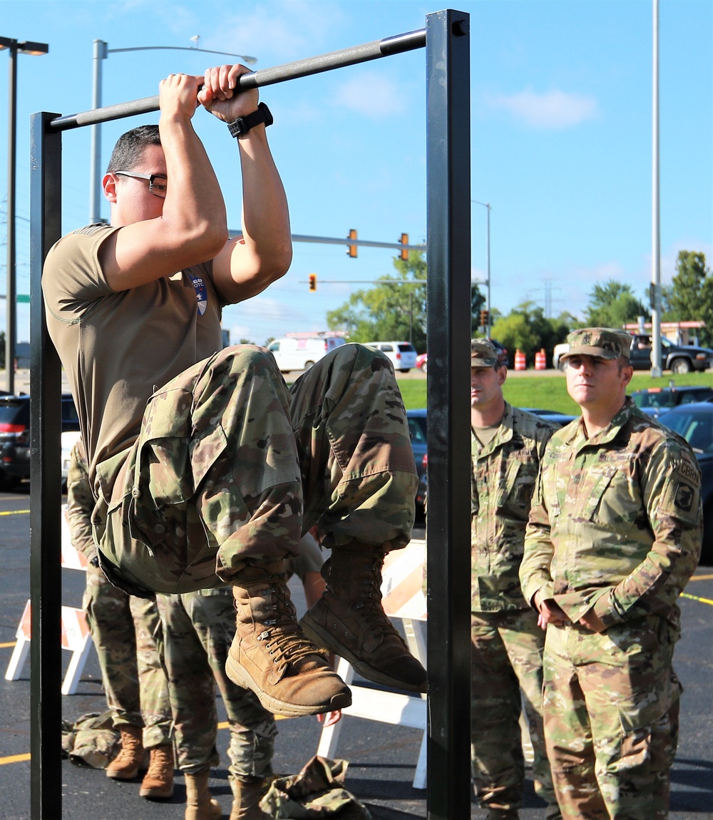 Illinois Army National Guard Leaders Tryout ACFT Events at Commanders Guidance Conference