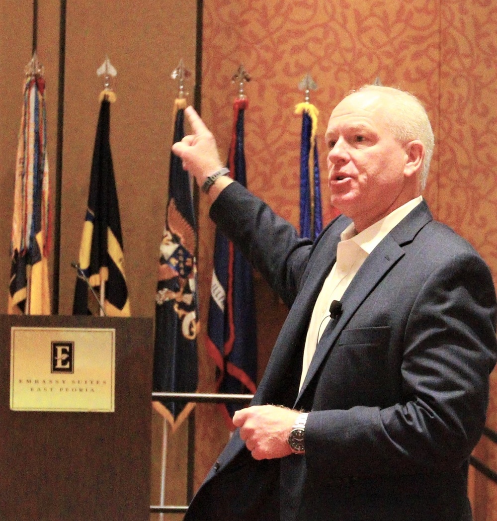 Retired Major General Talks Sustainable Readiness at ILARNG Conference