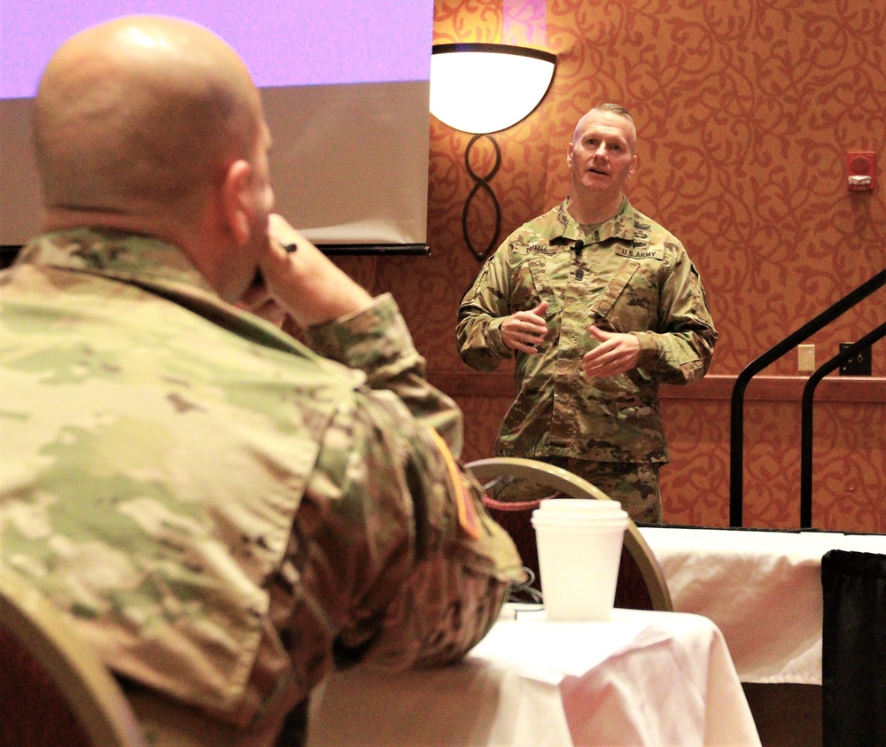 Senior Enlisted Advisor to the Chairman of the Joint Chiefs of Staff Speaks at Illinois Guard Conference