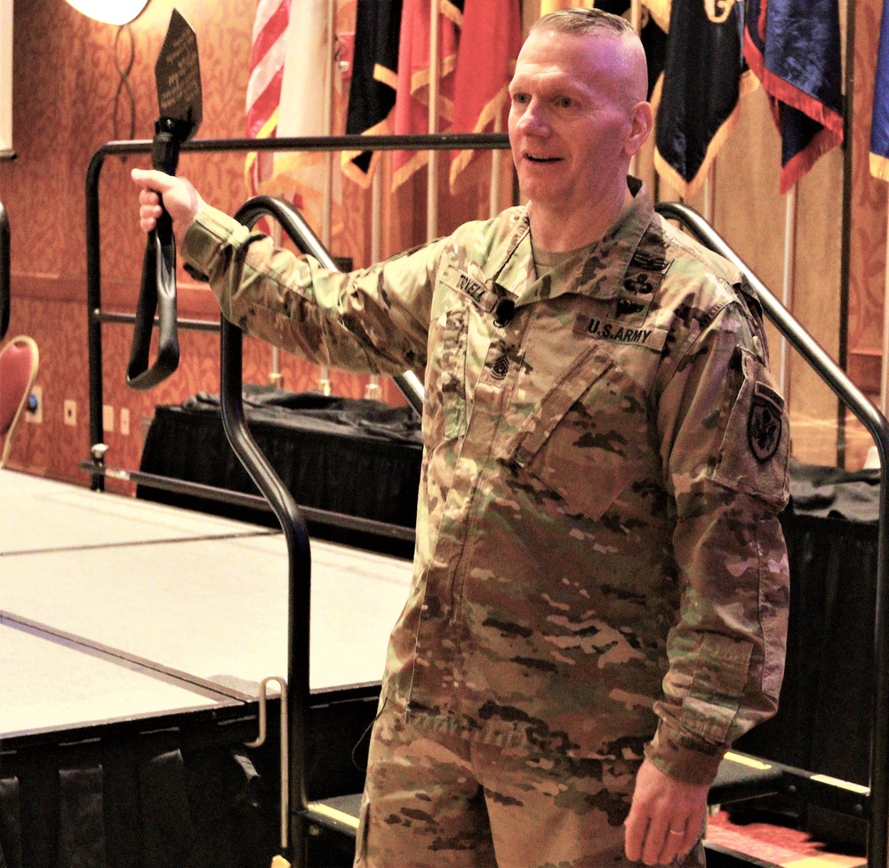 Senior Enlisted Advisor to the Chairman of the Joint Chiefs of Staff Speaks at Illinois Guard Conference