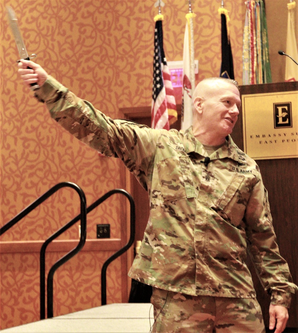 Senior Enlisted Advisor to the Chairman of the Joint Chiefs of Staff Speaks at Illinois Guard Conference