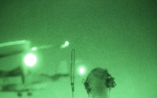 SPMAGTF-CR-AF executes day, night external lift training