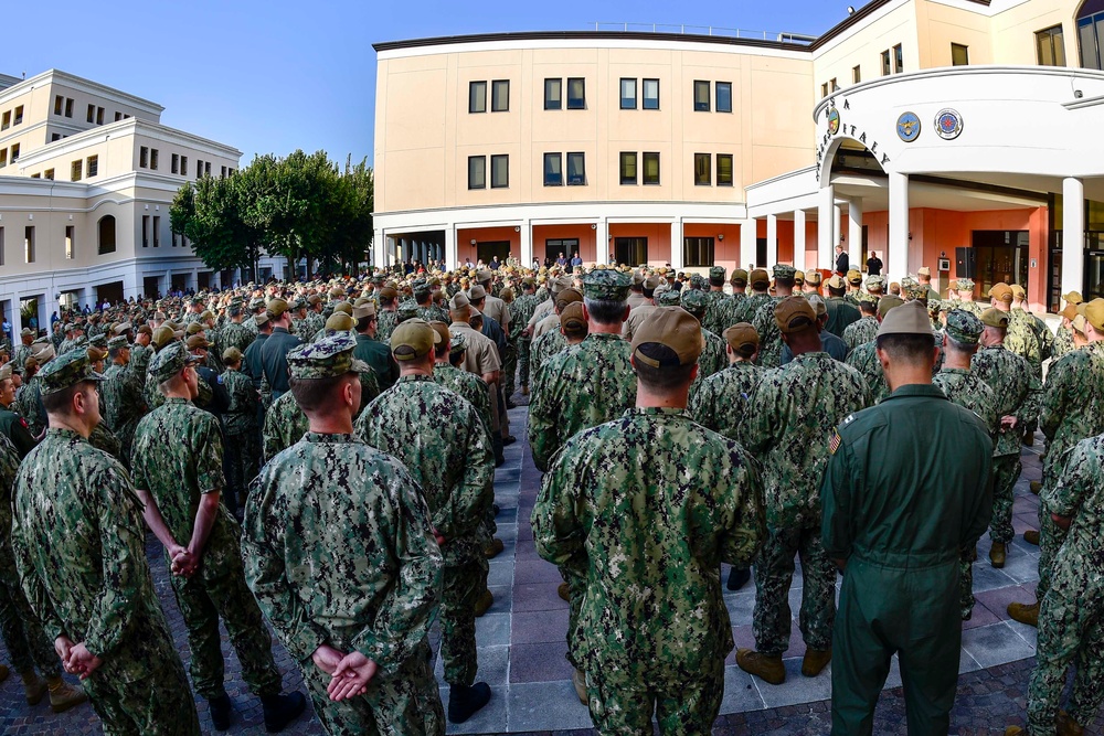 Adm. Foggo Holds All Hands Call