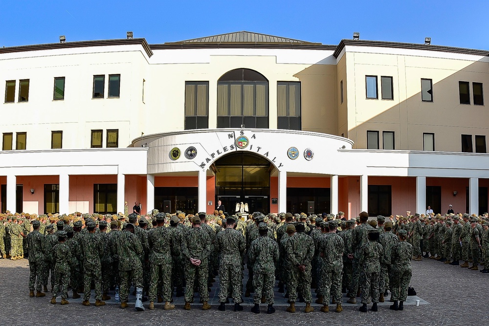 Adm. Foggo Holds All Hands Call