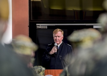 Adm. Foggo Holds All Hands Call