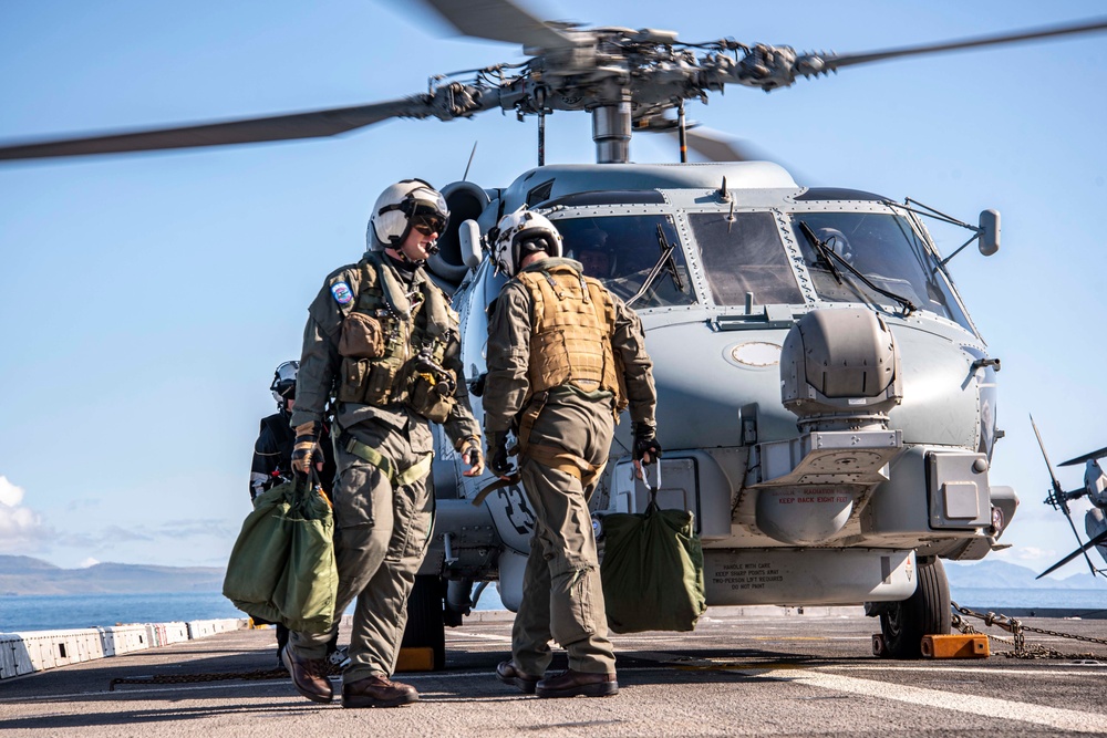 USS Somerset Participates in AECE 19