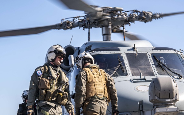 USS Somerset Participates in AECE 19