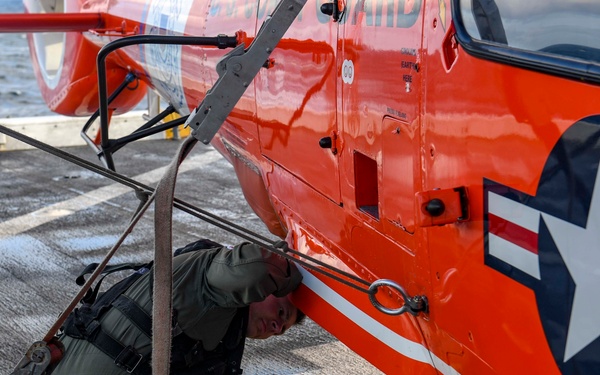 USS Somerset Participates in AECE 19