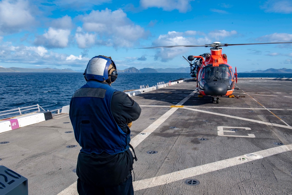 USS Somerset Participates in AECE 19