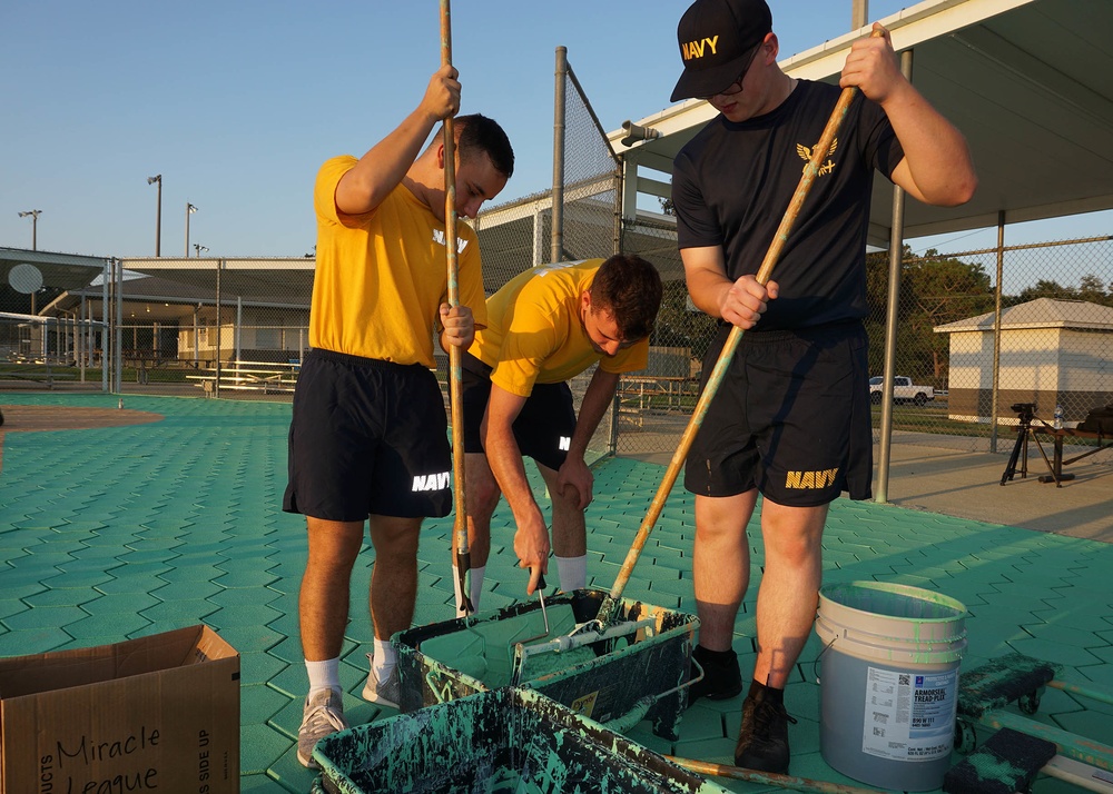 NATTC Sailors support the Miracle League of Pensacola