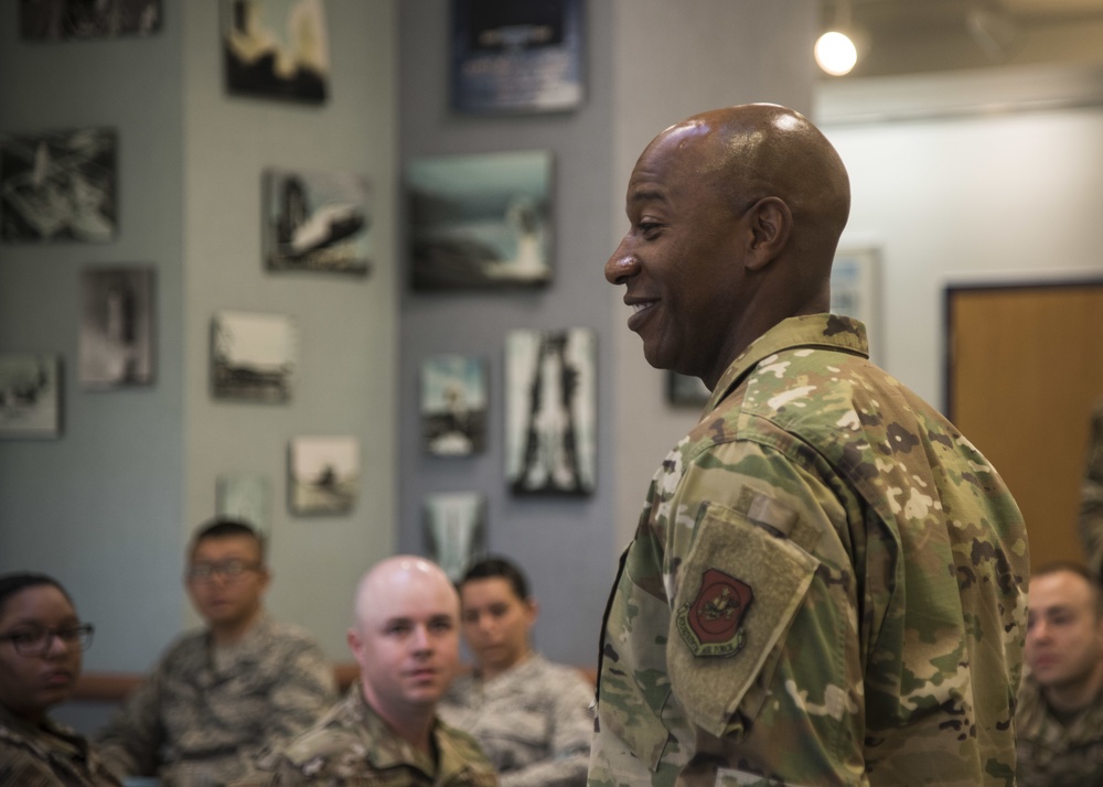 CMSAF Wright visits Vandenberg AFB