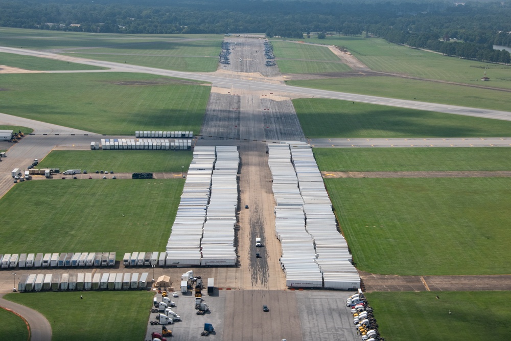 Maxwell AFB Flightline - FEMA Trucks &amp; Navy Helicopters 2019