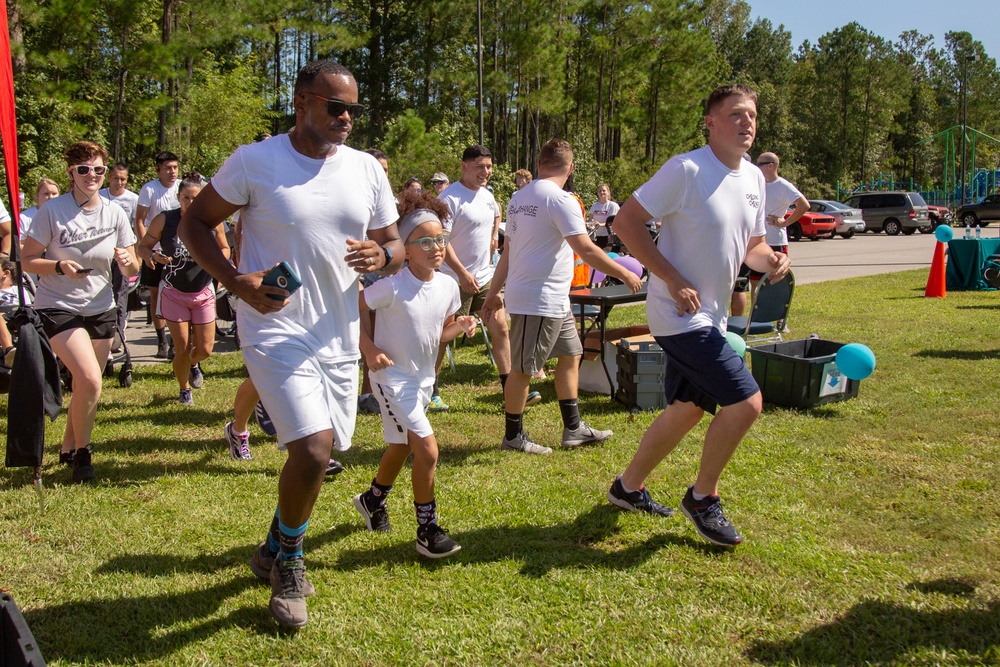 Community runs 5K to end domestic and sexual violence