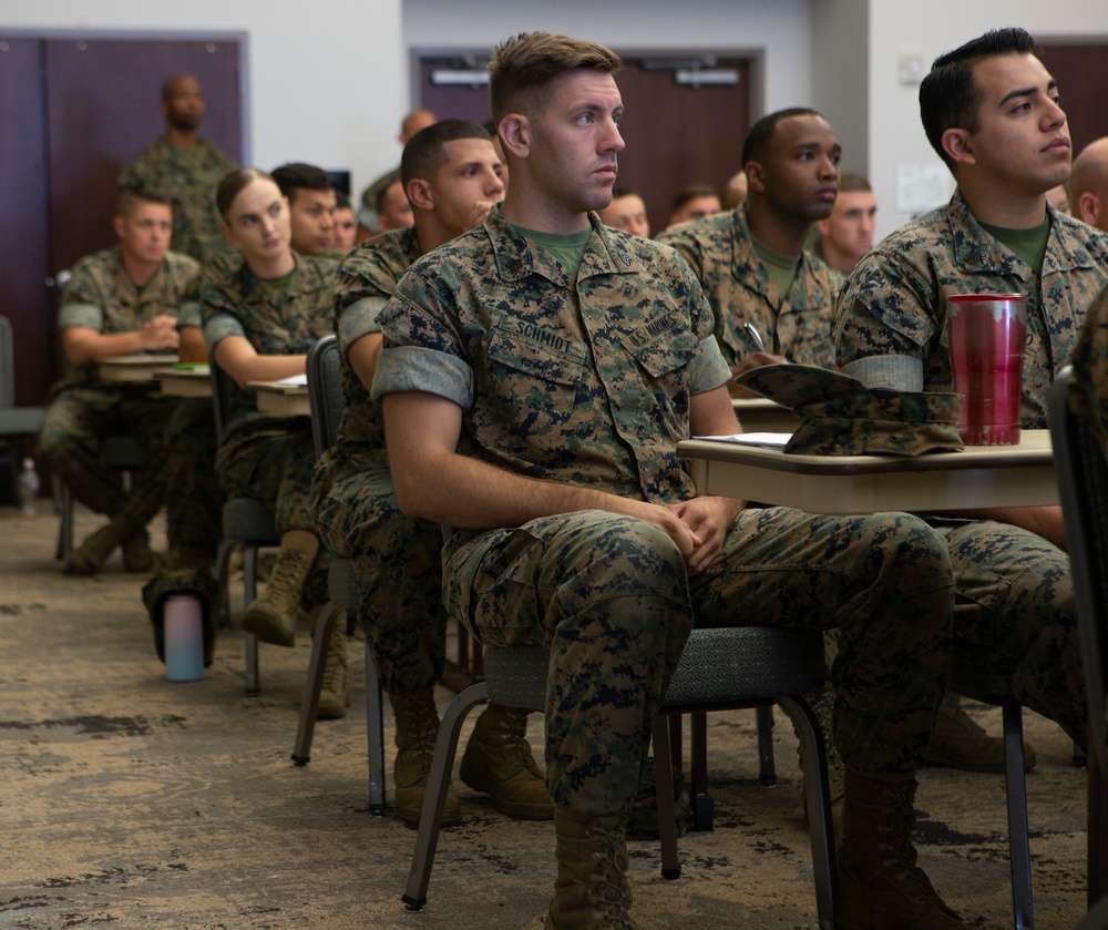 DVIDS - Images - 2nd MAW Staff Sergeant Transition Seminar [Image 4 of 4]