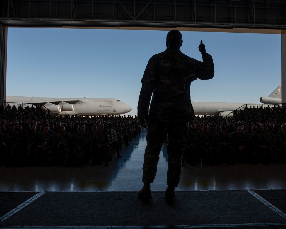 CMSAF Wright Visits Travis Air Force Base