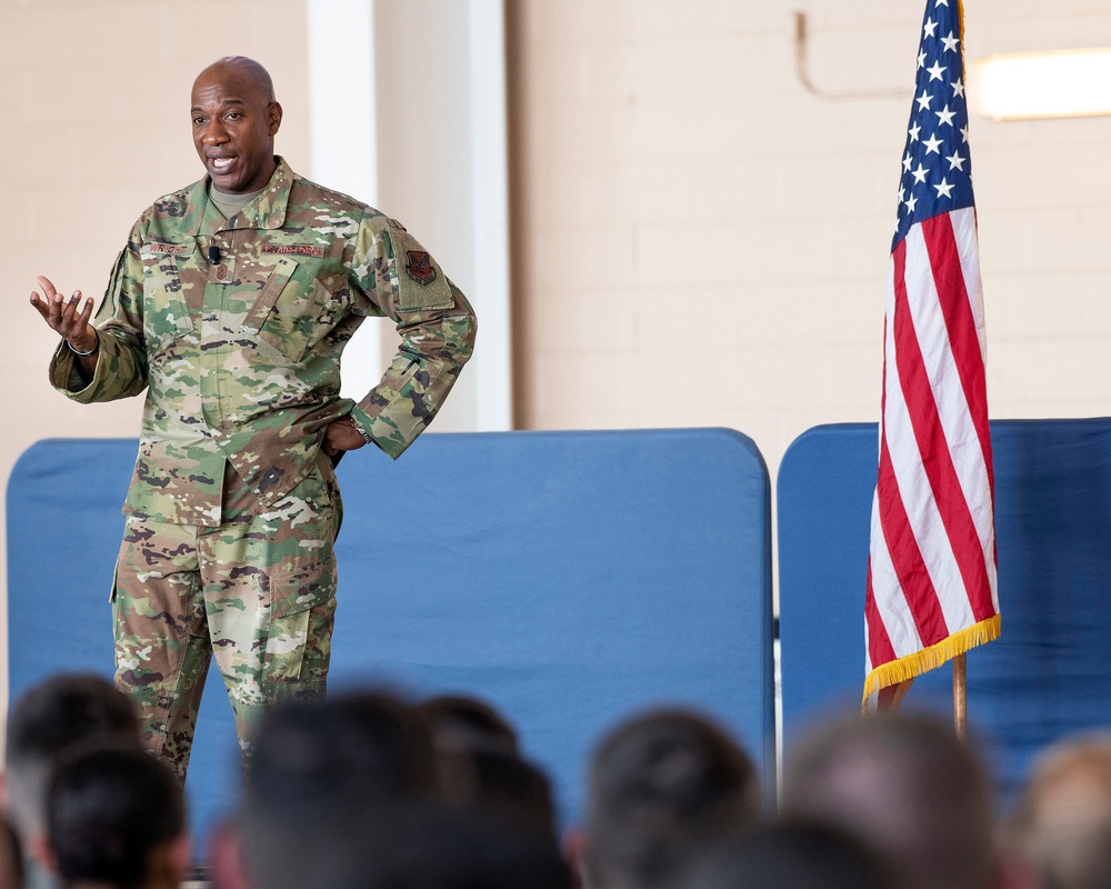 CMSAF Wright Visits Travis Air Force Base