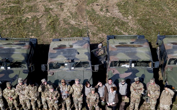 Multi-national weapon familiarization training RT19