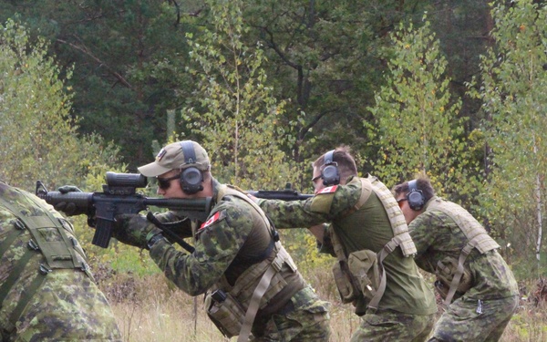 Multi-national weapon familiarization training RT19