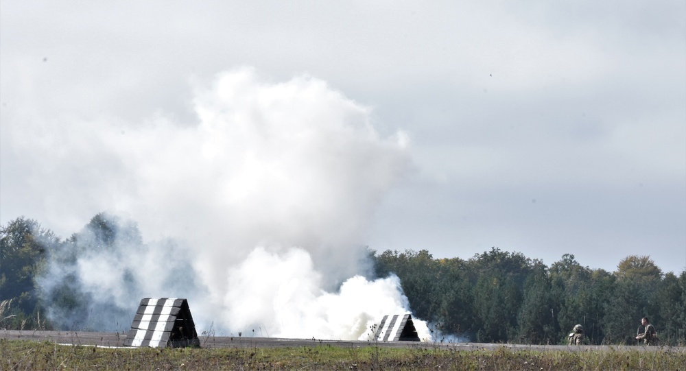 Ukraine soldiers perform aeromedical evacuation RT19