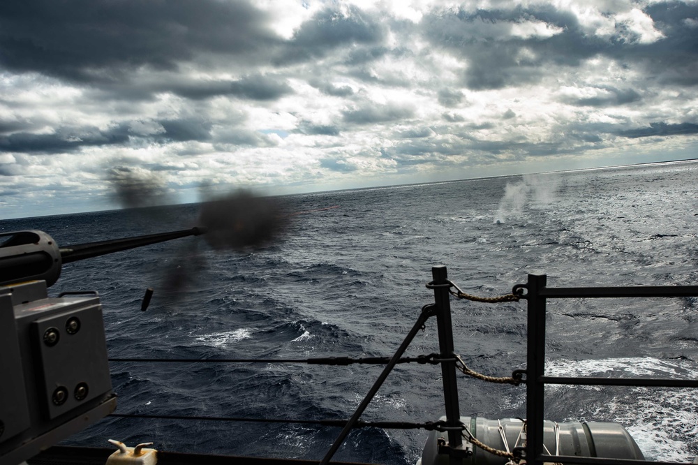 USS Farragut live-fire exercise