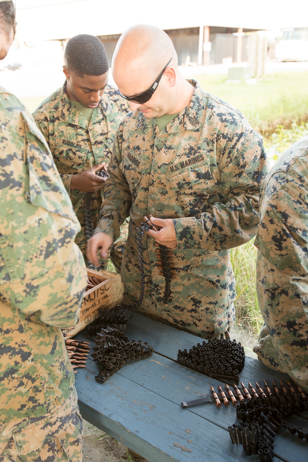 The Line is Hot: Marines and Sailors get familiar with foreign weapons