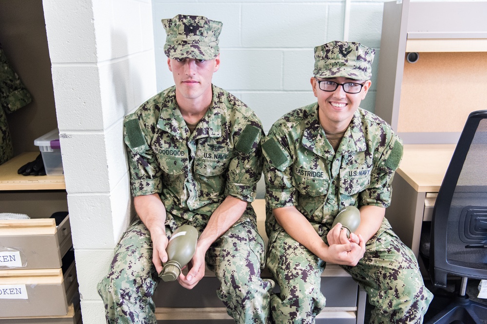 190926-N-TE695-0006 NEWPORT, R.I. (Sept. 26, 2019) -- Navy OCS students take a rare break