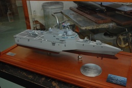 Carderock plays role in US gift of a Navy ship model to Australian prime minister