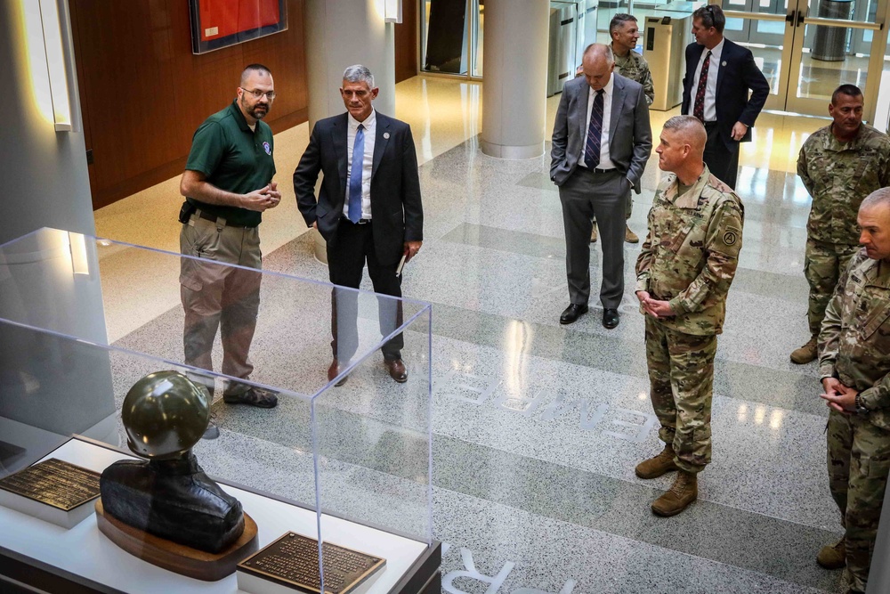 University of South Carolina President visits Patton Hall