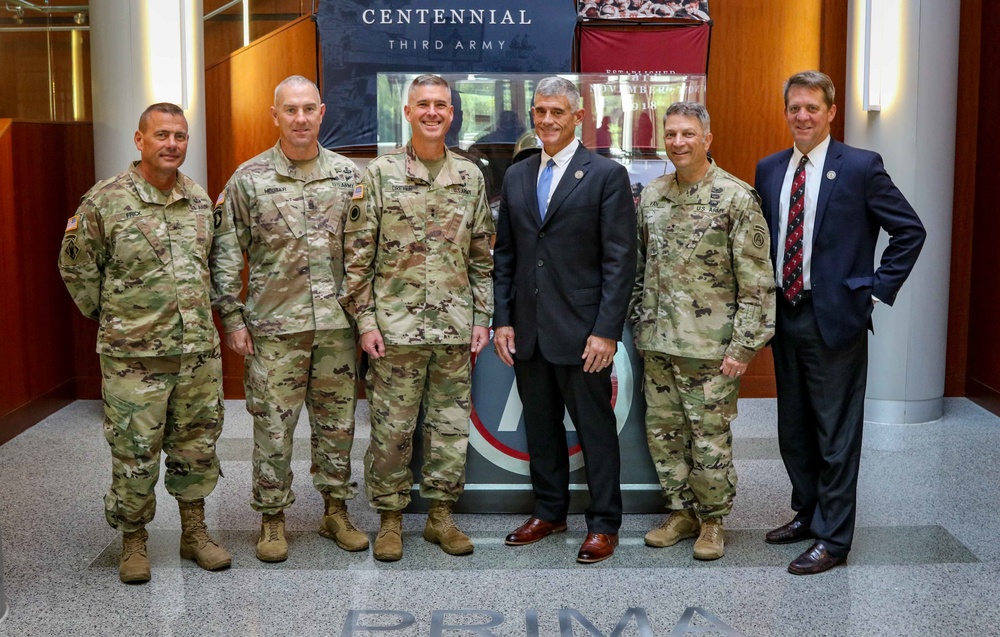 University of South Carolina President visits Patton Hall