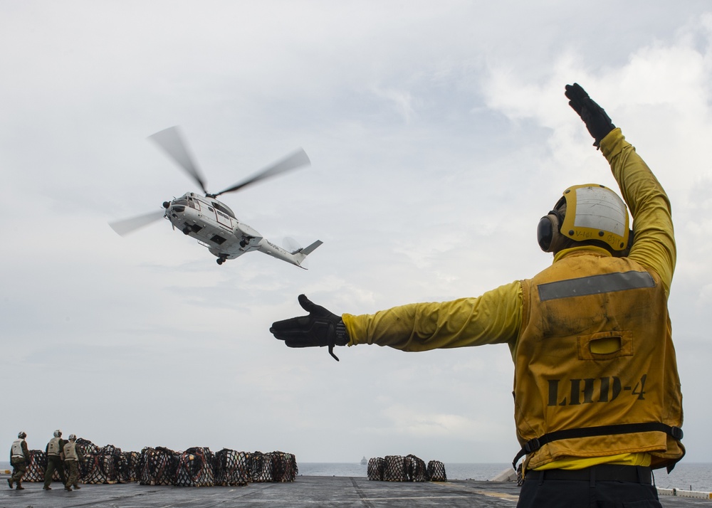 Vertical Replenishment Aboard USS Boxer (LHD 4)