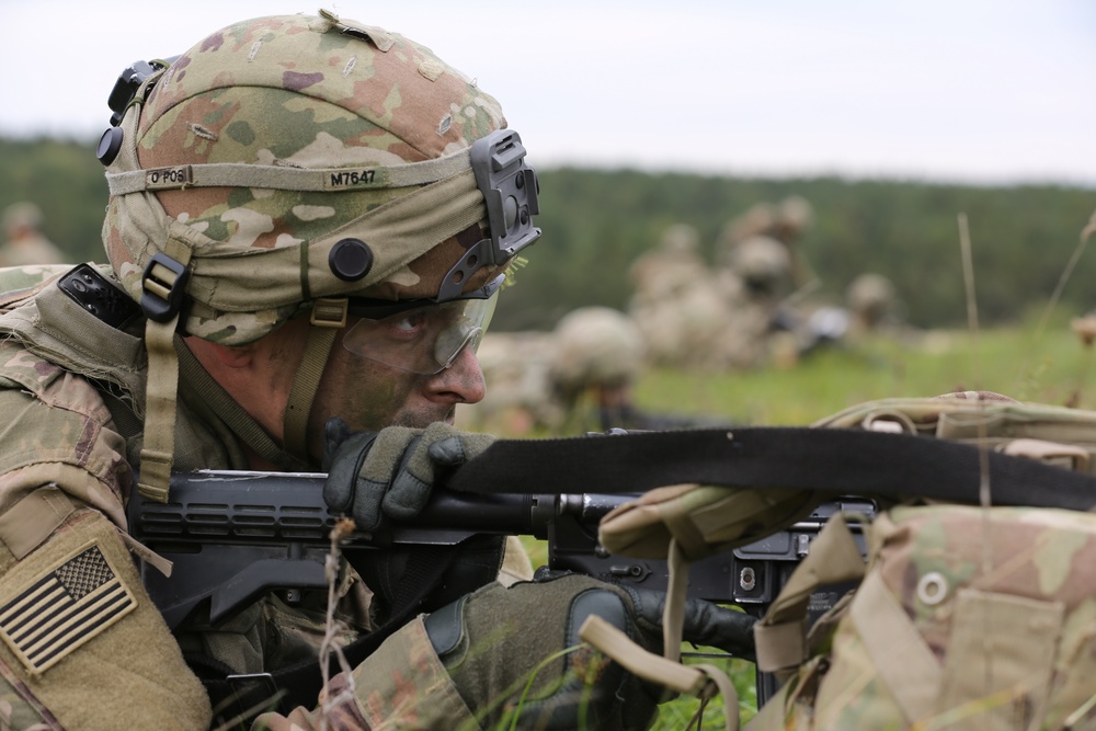 U.S. Soldiers establish security during Saber Junction 19