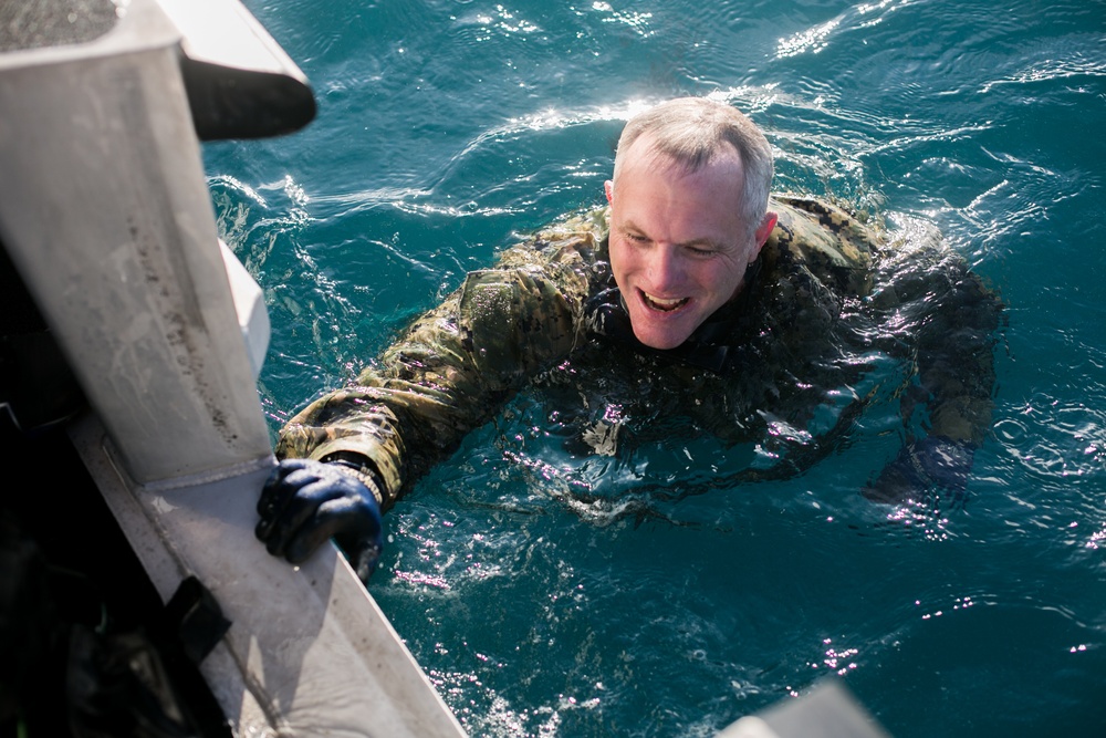 3rd Reconnaissance Battalion assists in recovering lost anchor