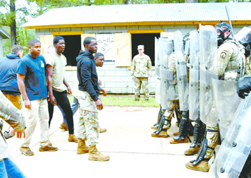 258th MPs conduct riot control training