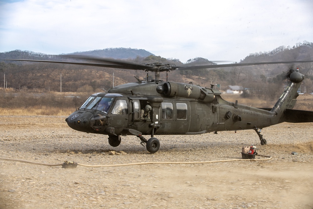 2-2 HOT REFUEL MISSION