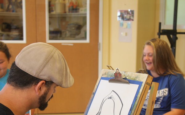 Artist visits Fort McCoy SAC/YC