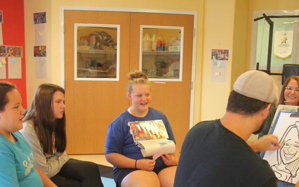 Artist visits Fort McCoy SAC/YC