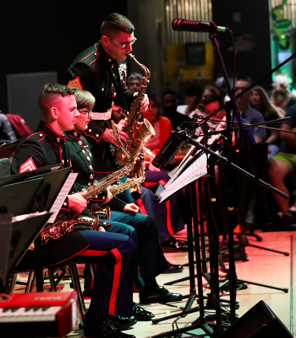 Marine Corps Jazz Orchestra performs at UNT