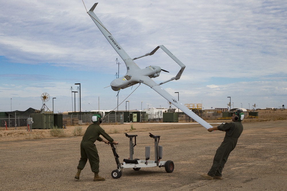 MAWTS-1 Marines Conduct an RQ-21 Launch