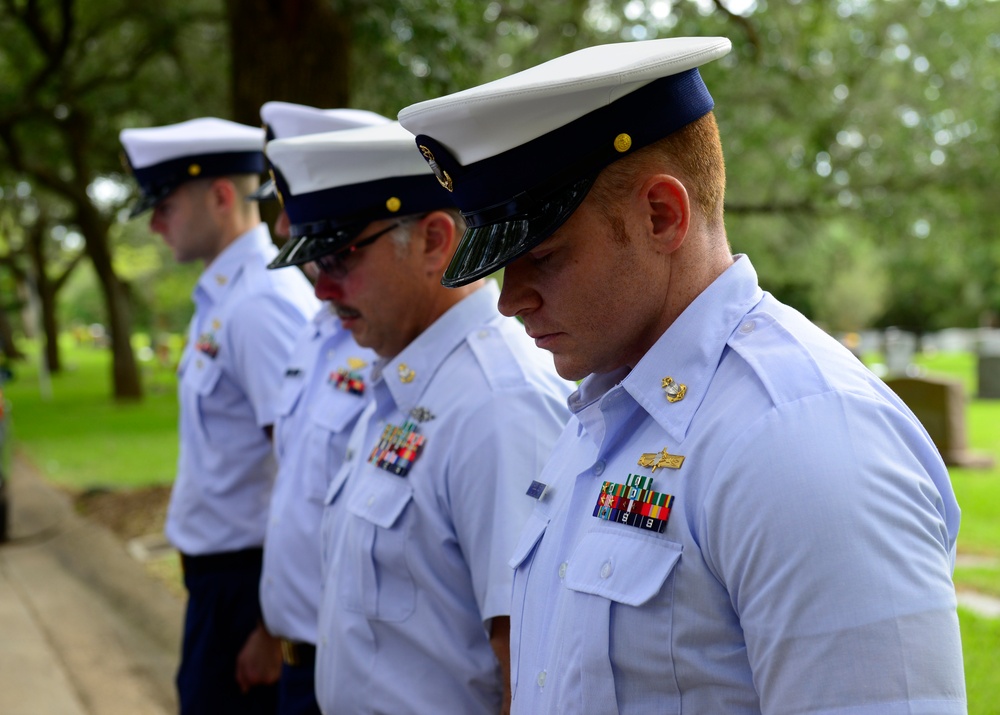 Air Station Houston honors first Coast Guard helicopter pilot