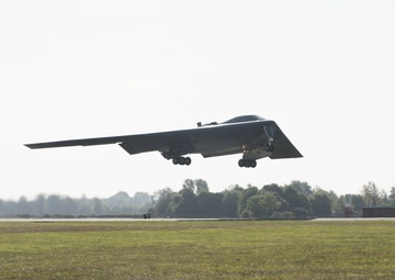 B-2 Spirit crews conclude BTF Europe deployment, celebrate historic firsts
