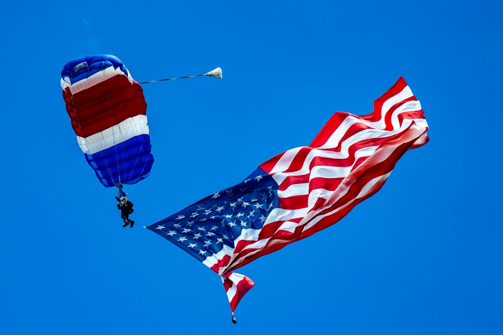 Flag arrives at the Esprit De Corps Golf Tournament