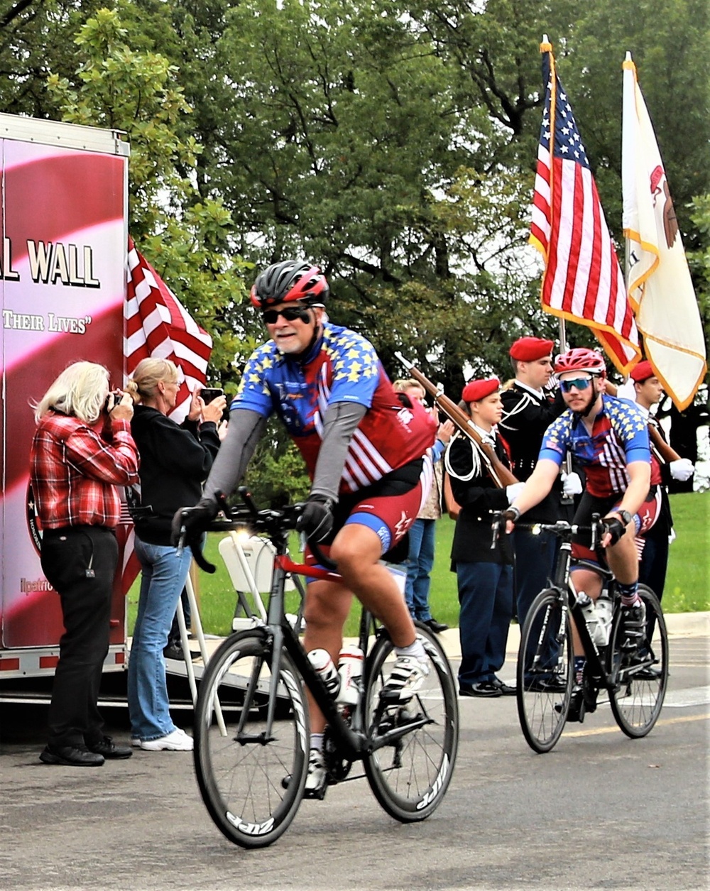 Gold Star Family Weekend: Guardsmen Lead Bicycle Riders Honoring Fallen Warriors