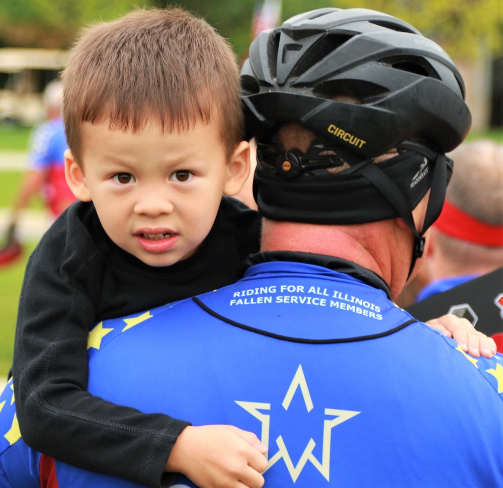 Gold Star Family Weekend: Guardsmen Lead Bicycle Riders Honoring Fallen Warriors