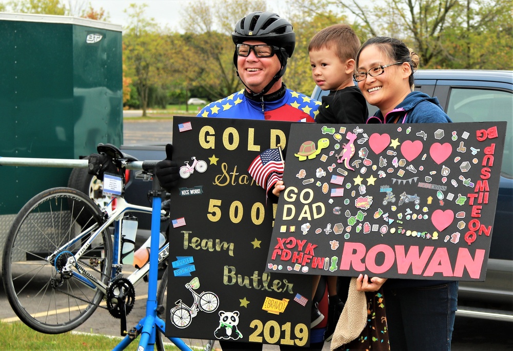 Gold Star Family Weekend: Guardsmen Lead Bicycle Riders Honoring Fallen Warriors