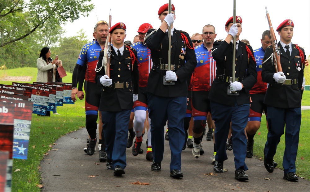 Gold Star Family Weekend: Guardsmen Lead Bicycle Riders Honoring Fallen Warriors