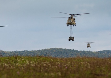 Saber Junction 19: soldiers assume defensive positions